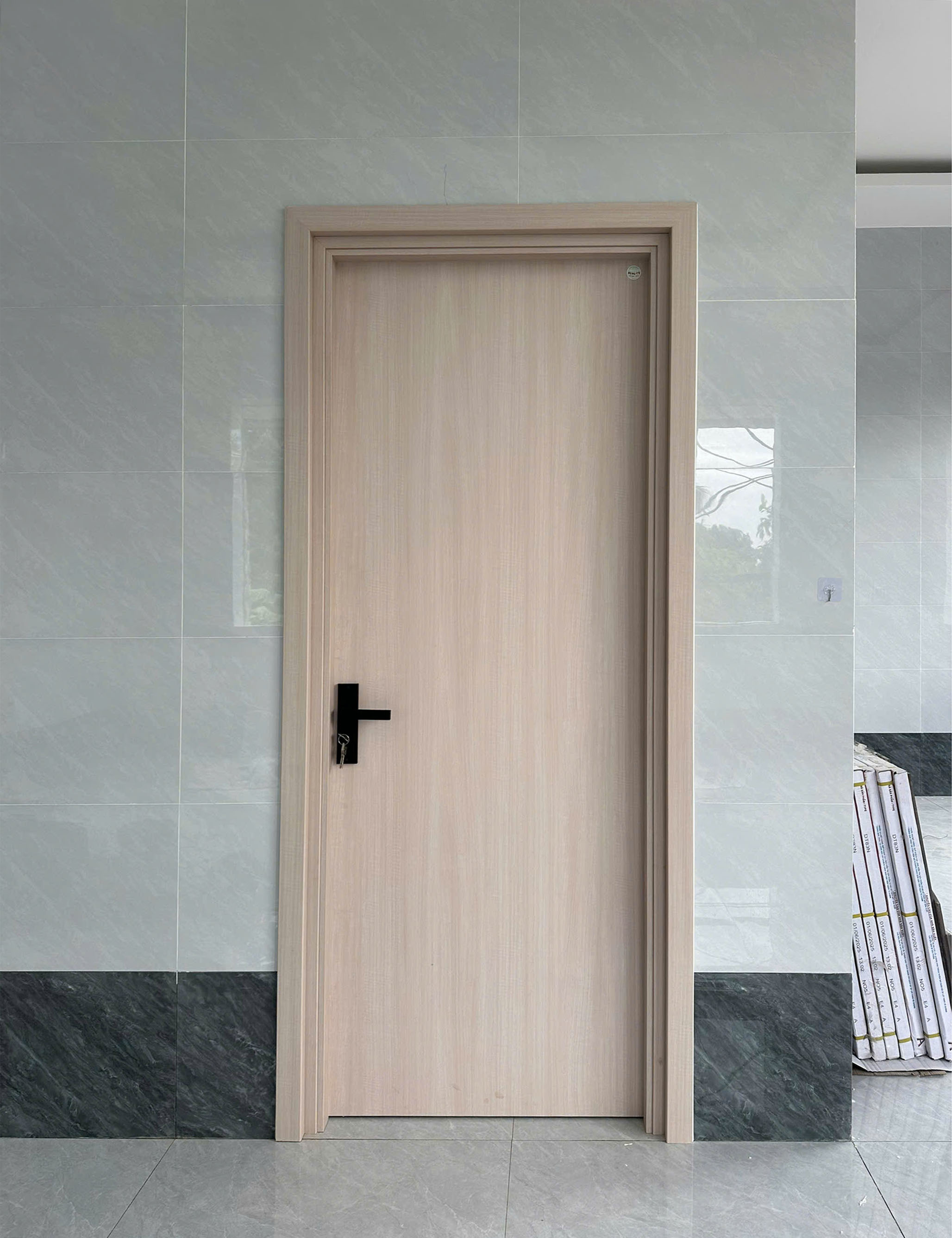 Cửa Nhựa Composite tại Thủ Thừa - Long An | Giá ưu đãi